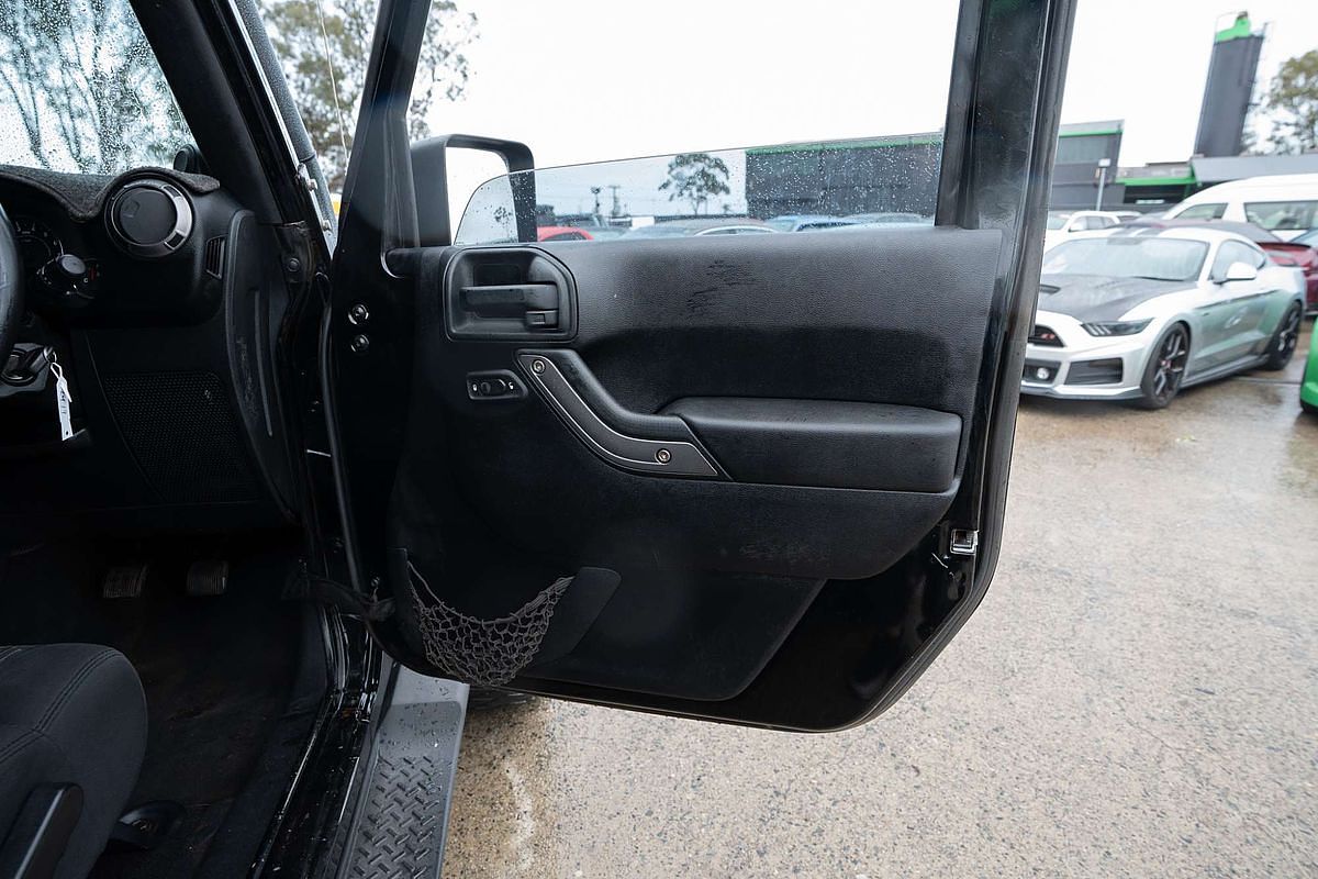2011 Jeep Wrangler Unlimited Sport JK