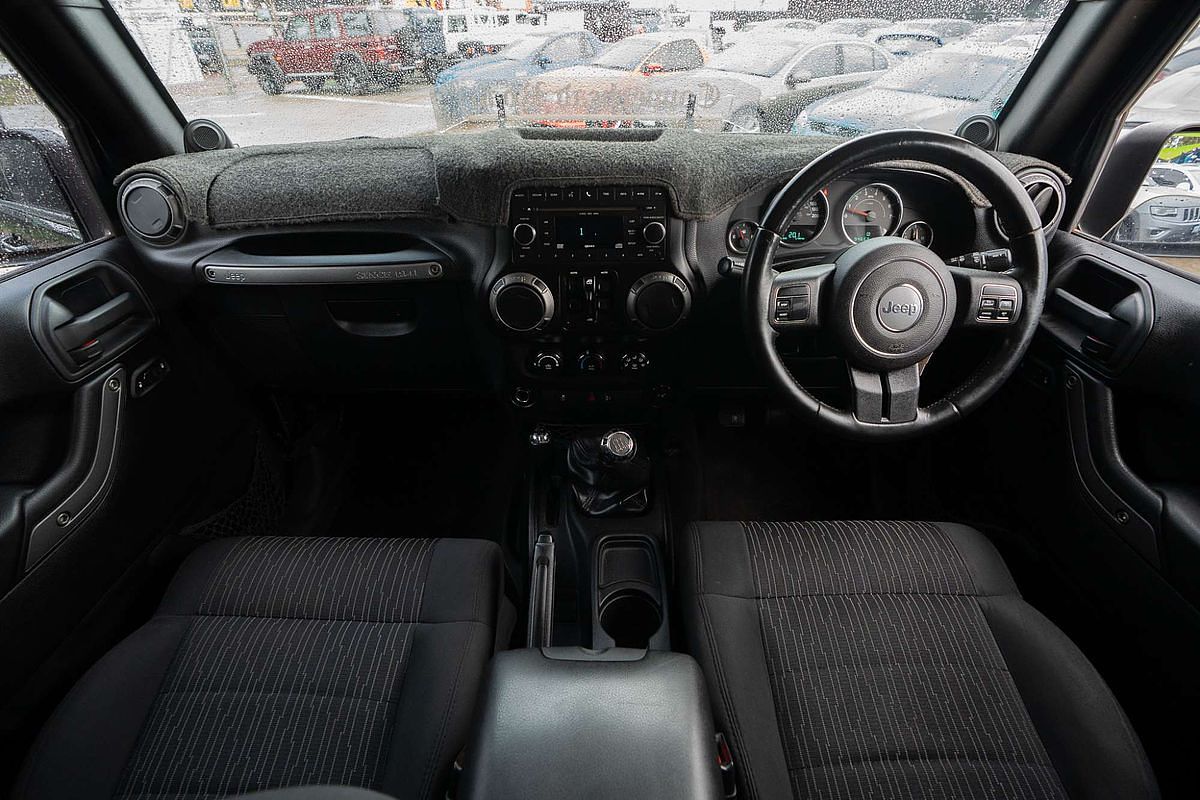 2011 Jeep Wrangler Unlimited Sport JK