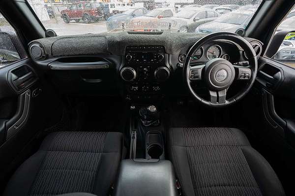 2011 Jeep Wrangler Unlimited Sport JK