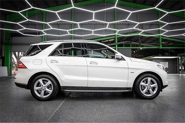 2012 Mercedes-Benz M-Class ML250 BlueTEC W166