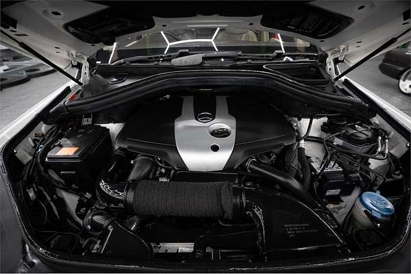2012 Mercedes-Benz M-Class ML250 BlueTEC W166