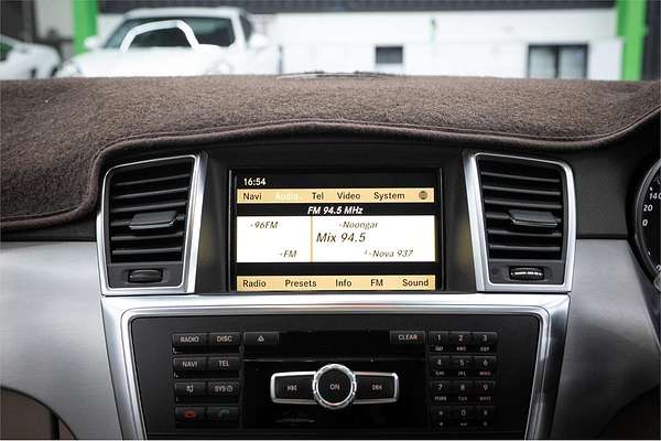2012 Mercedes-Benz M-Class ML250 BlueTEC W166