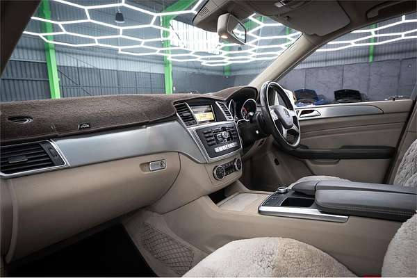 2012 Mercedes-Benz M-Class ML250 BlueTEC W166