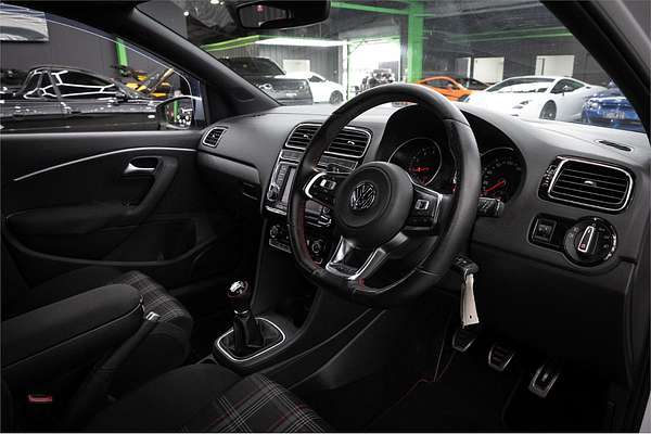 2016 Volkswagen Polo GTI 6R