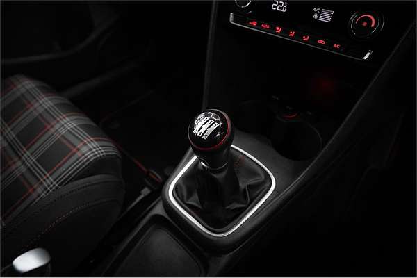 2016 Volkswagen Polo GTI 6R