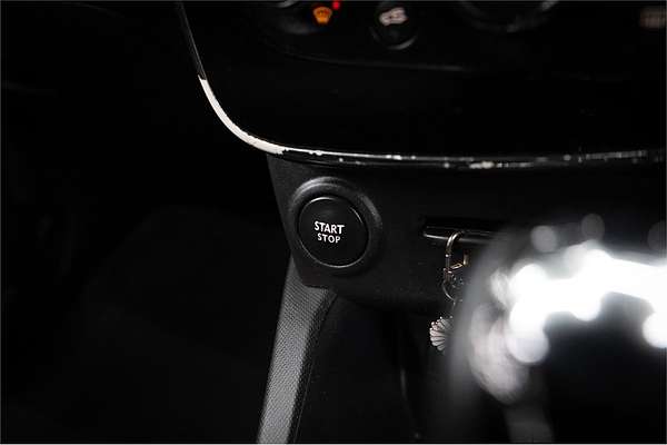 2014 Renault Clio Expression IV B98