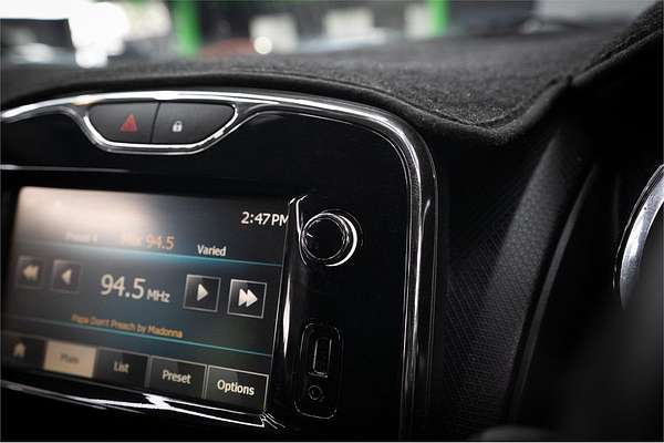 2014 Renault Clio Expression IV B98