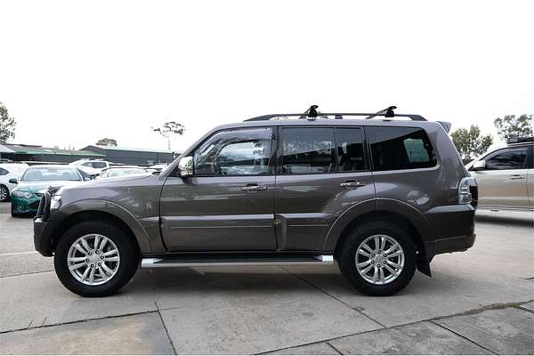 2016 Mitsubishi Pajero GLS NX