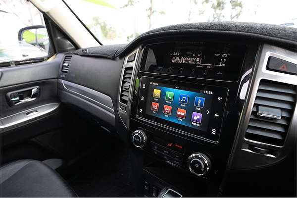 2016 Mitsubishi Pajero GLS NX