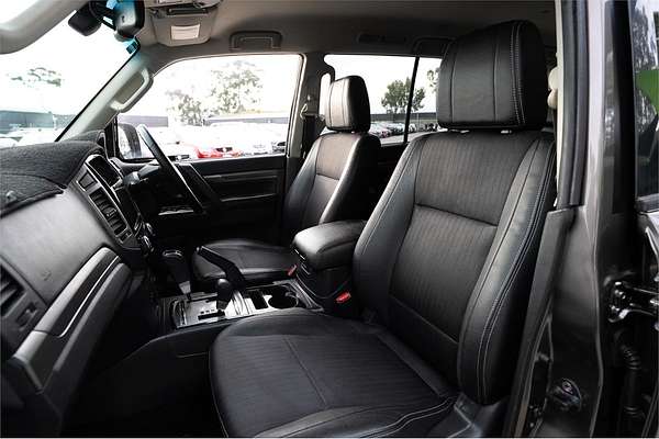 2016 Mitsubishi Pajero GLS NX