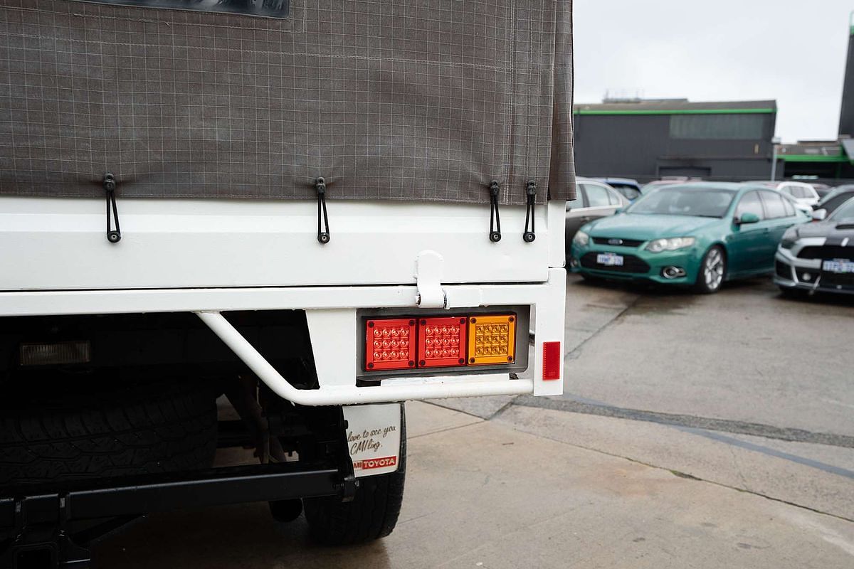 2007 Toyota Hilux SR KUN26R 4X4