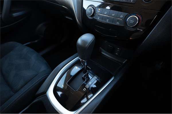 2015 Nissan X-TRAIL ST T32