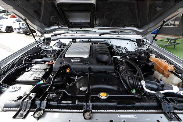 2014 Nissan Patrol ST Y61
