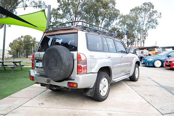 2014 Nissan Patrol ST Y61
