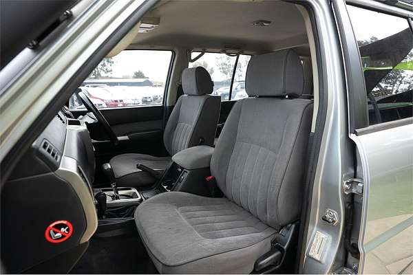 2014 Nissan Patrol ST Y61