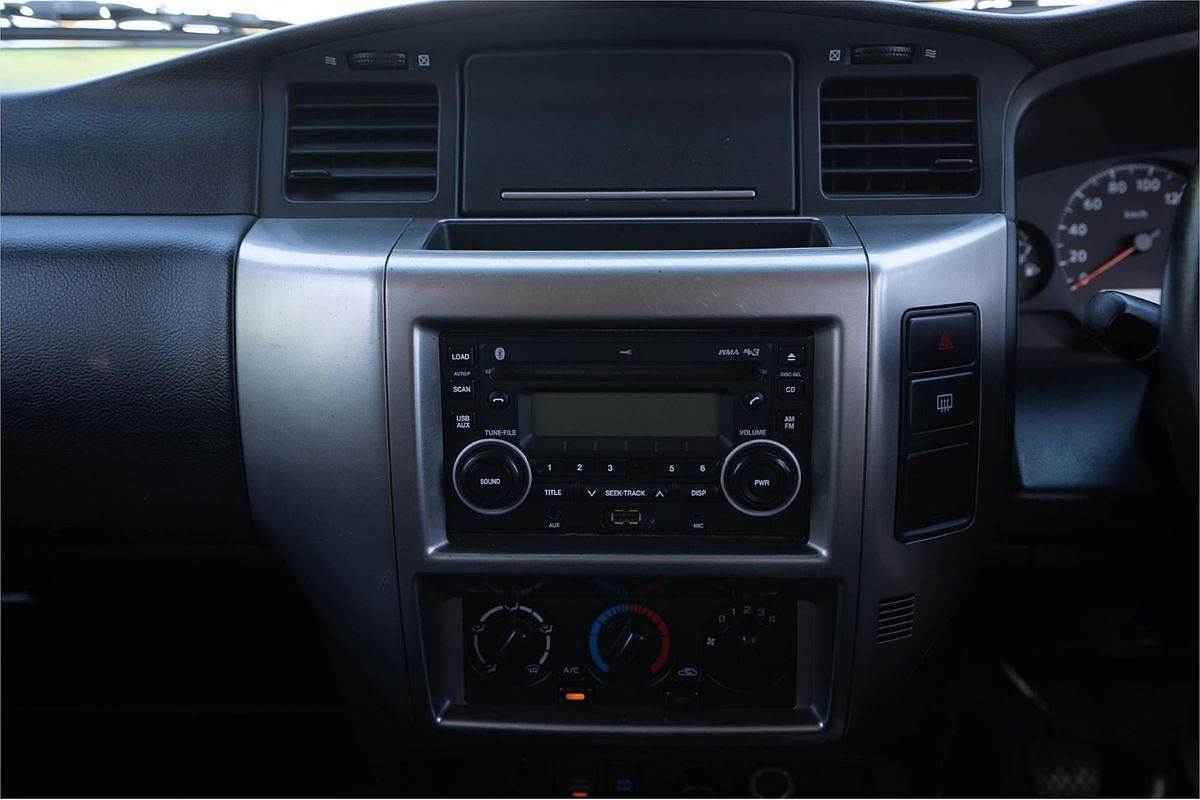 2010 Nissan Patrol ST GU 7