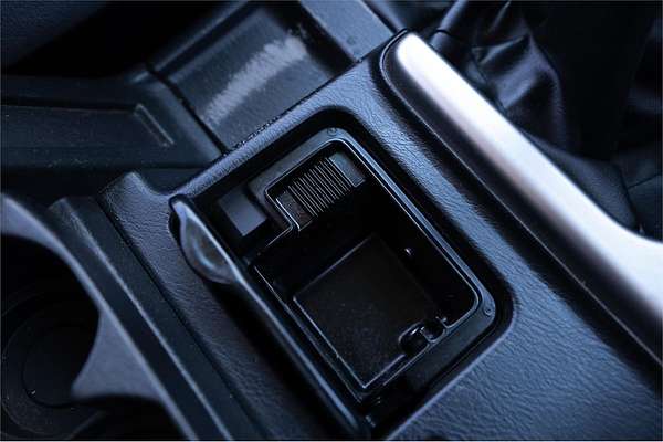 2010 Nissan Patrol ST GU 7