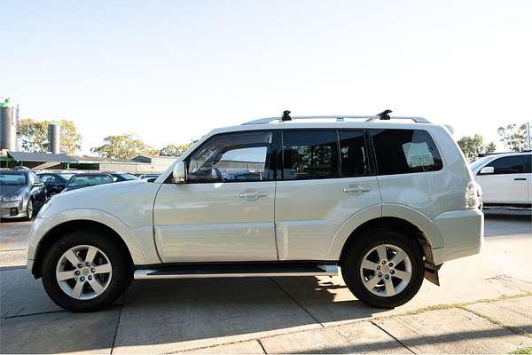 2009 Mitsubishi Pajero VR-X NT
