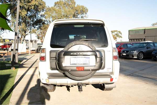 2009 Mitsubishi Pajero VR-X NT