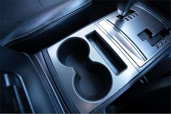 2009 Mitsubishi Pajero VR-X NT