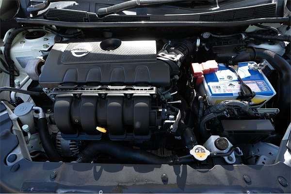 2014 Nissan Pulsar ST B17