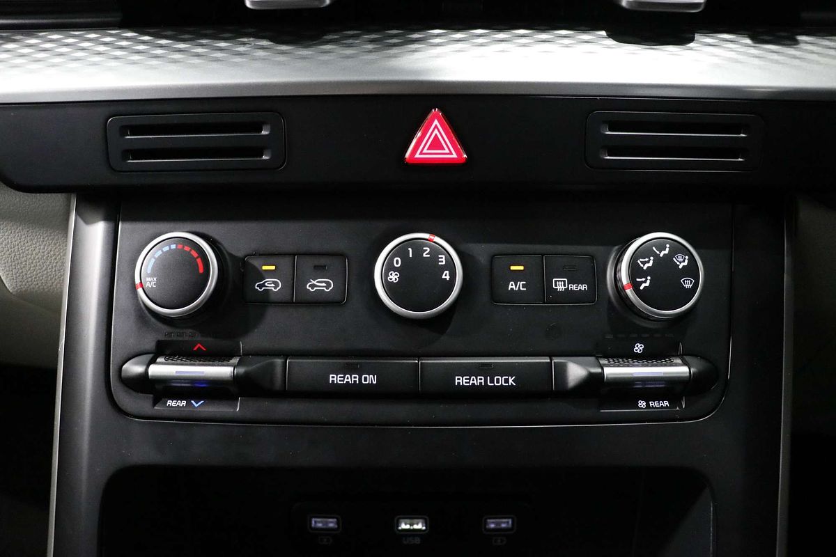 2021 Kia Carnival S KA4