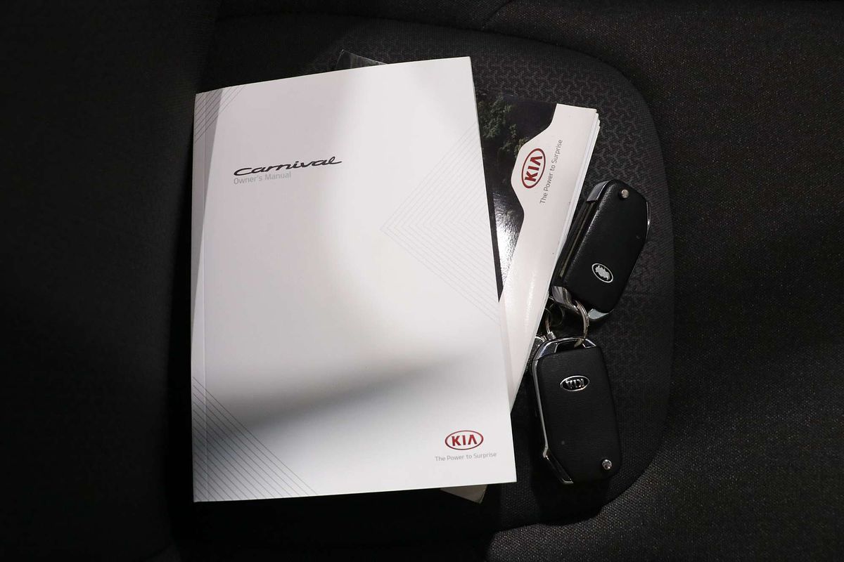 2021 Kia Carnival S KA4