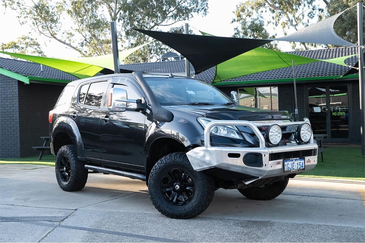 2013 Isuzu MU-X LS-M