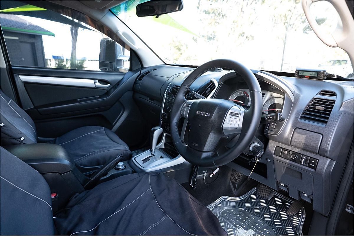 2013 Isuzu MU-X LS-M