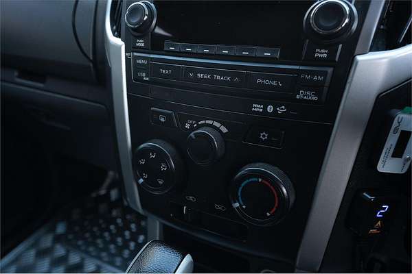 2013 Isuzu MU-X LS-M