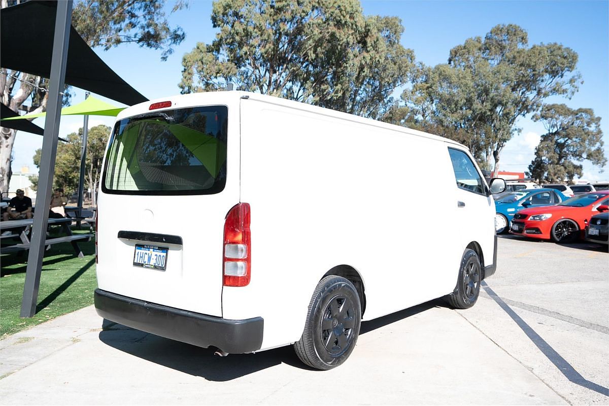 2015 Toyota Hiace TRH201R LWB