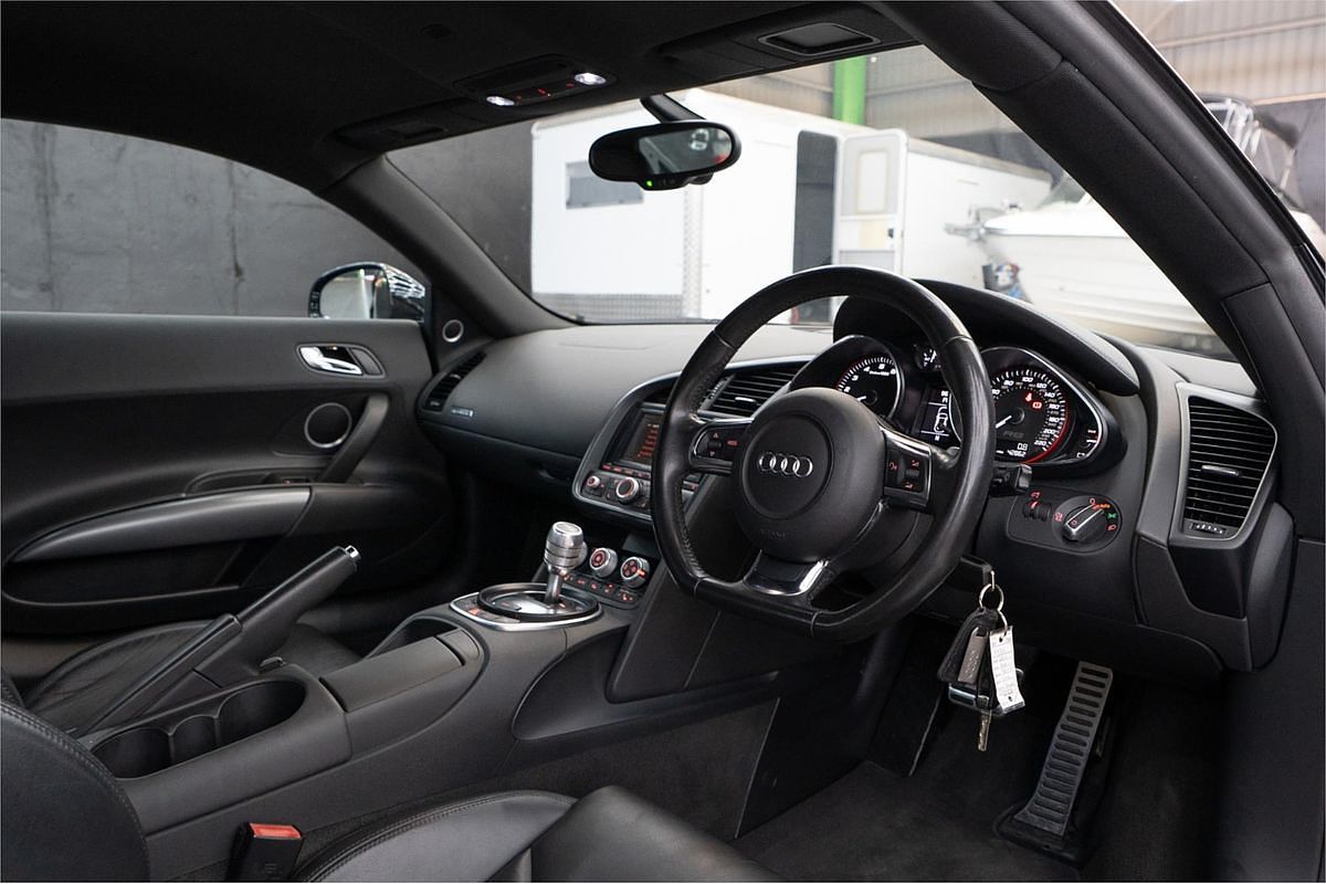 2011 Audi R8