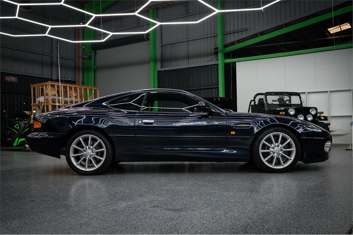 2002 Aston Martin DB7 Vantage