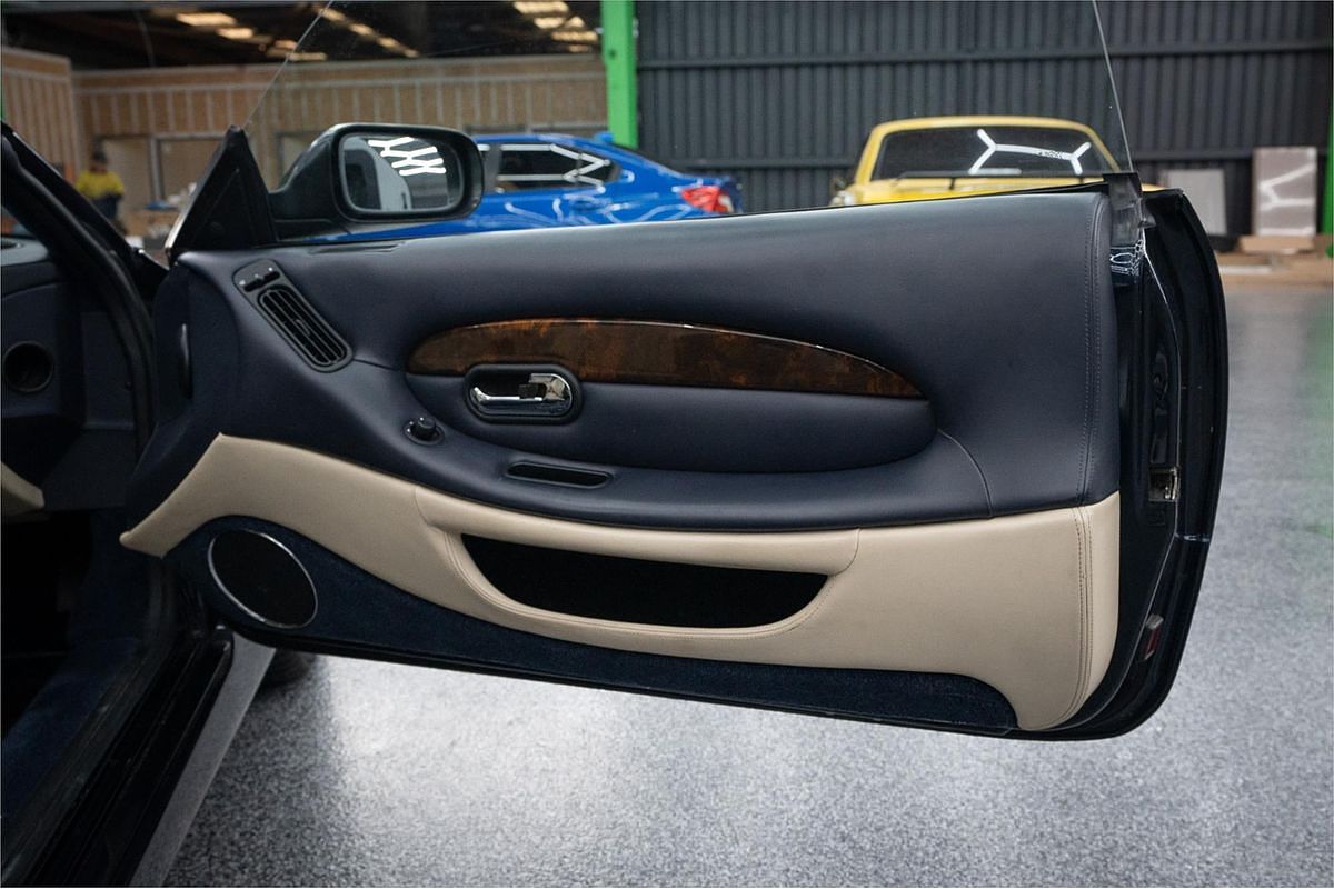 2002 Aston Martin DB7 Vantage