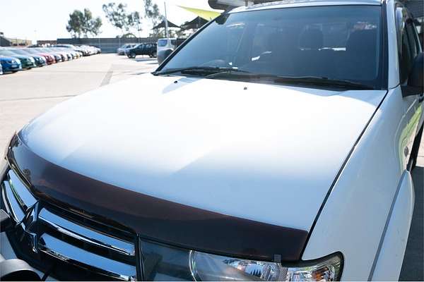 2013 Mitsubishi Triton GLX MN 4X4