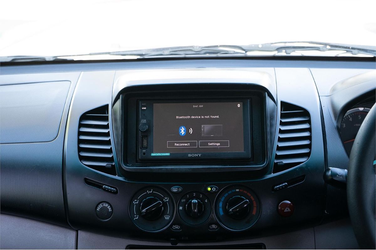 2013 Mitsubishi Triton GLX MN 4X4