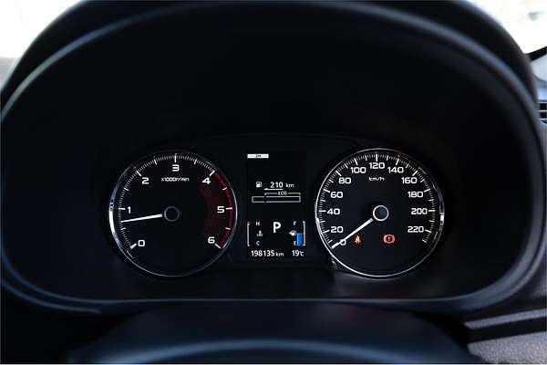 2016 Mitsubishi Pajero Sport GLS QE