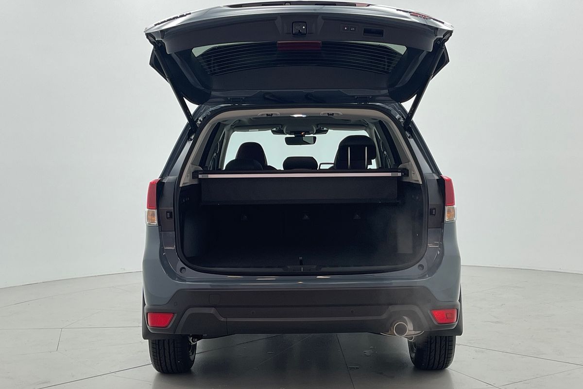 2025 Subaru Forester STI Sport S5