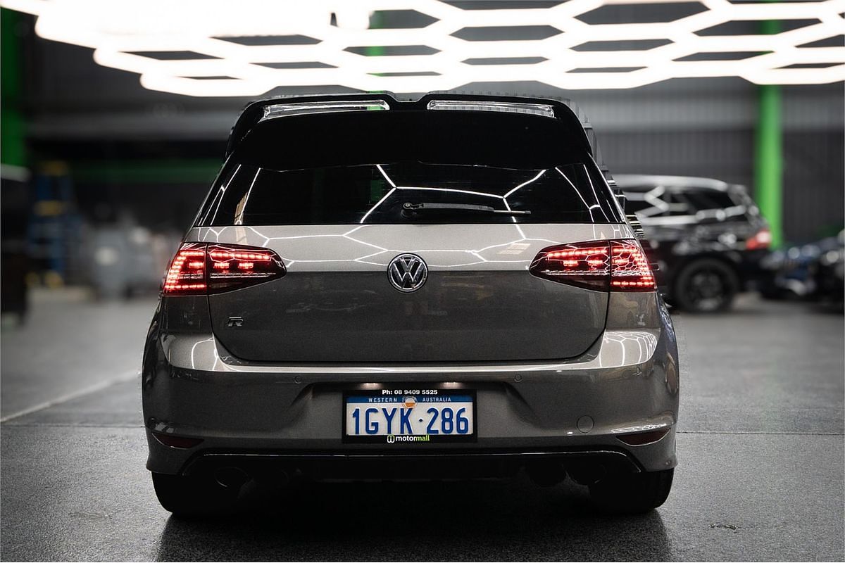 2016 Volkswagen Golf R 7