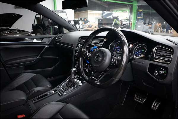 2016 Volkswagen Golf R 7
