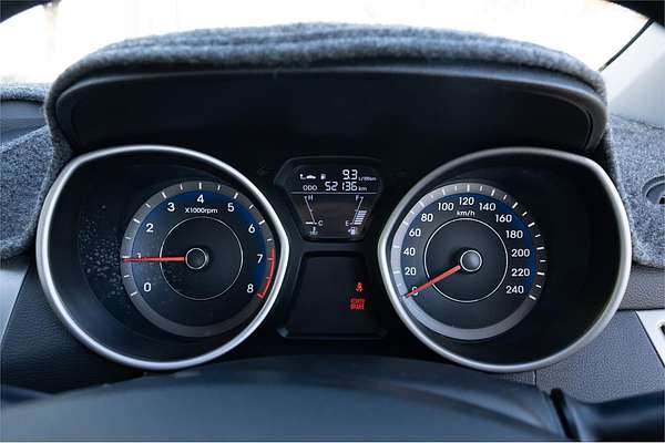2013 Hyundai Elantra Active MD2