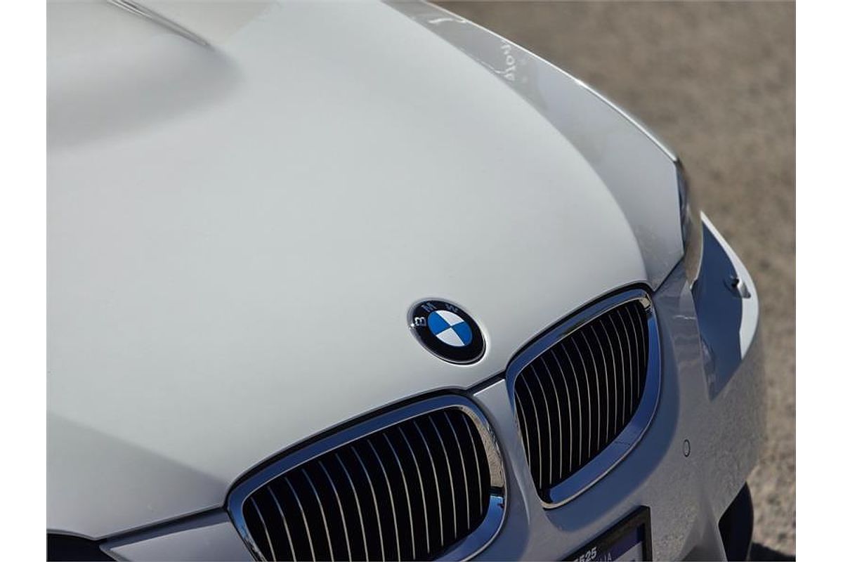2009 BMW M3 E93