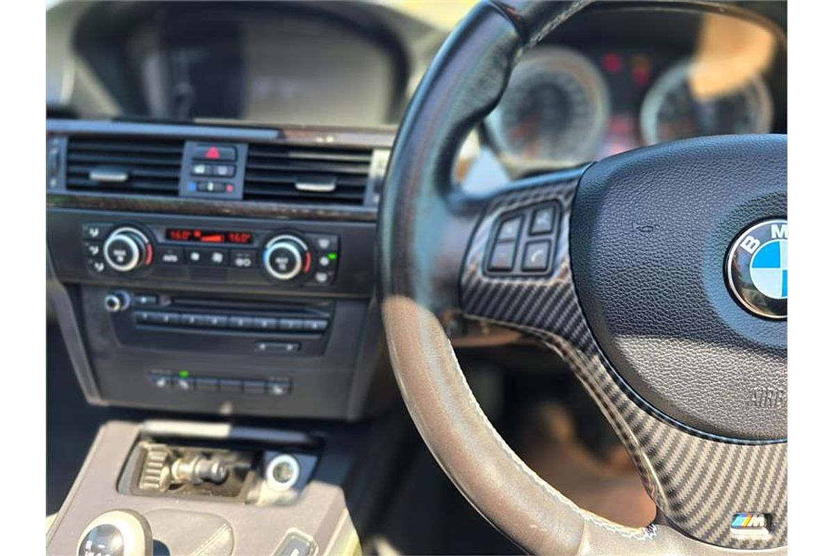2009 BMW M3 E93