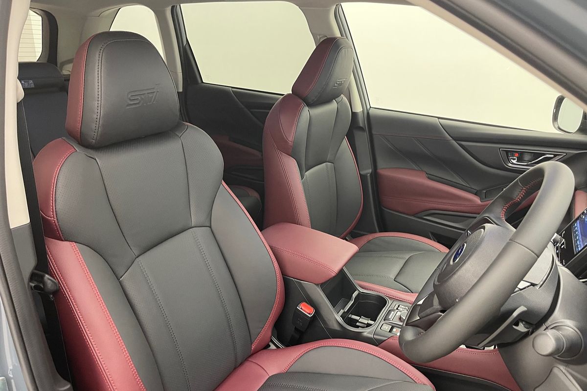 2025 Subaru Forester STI Sport S5
