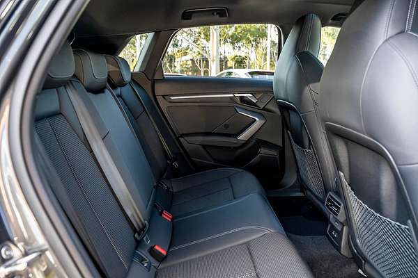 2025 Audi A3 35 TFSI S line GY