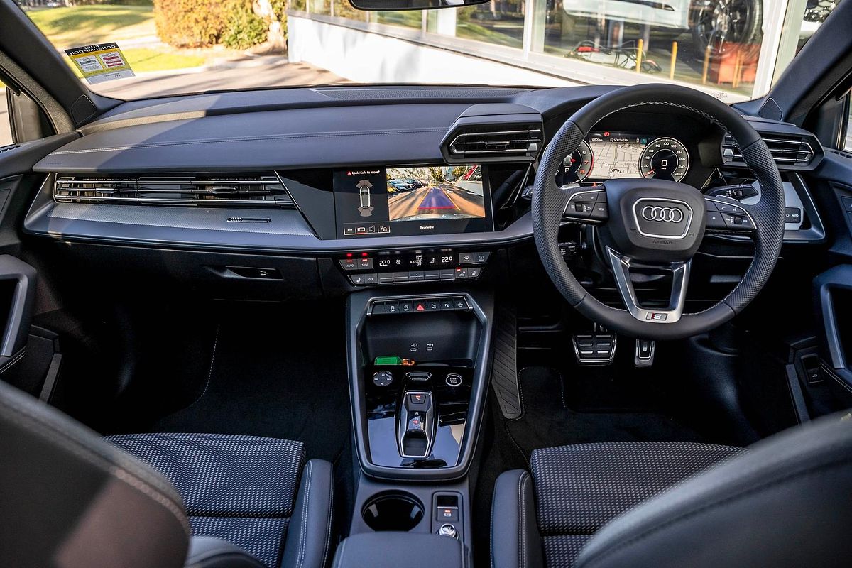 2025 Audi A3 35 TFSI S line GY