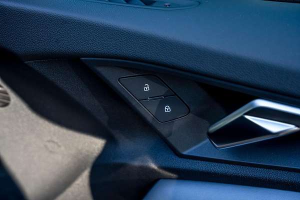 2025 Audi A3 35 TFSI S line GY
