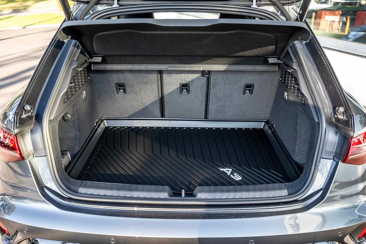 2025 Audi A3 35 TFSI S line GY