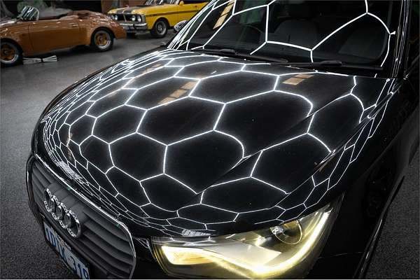 2011 Audi A1 Attraction 8X
