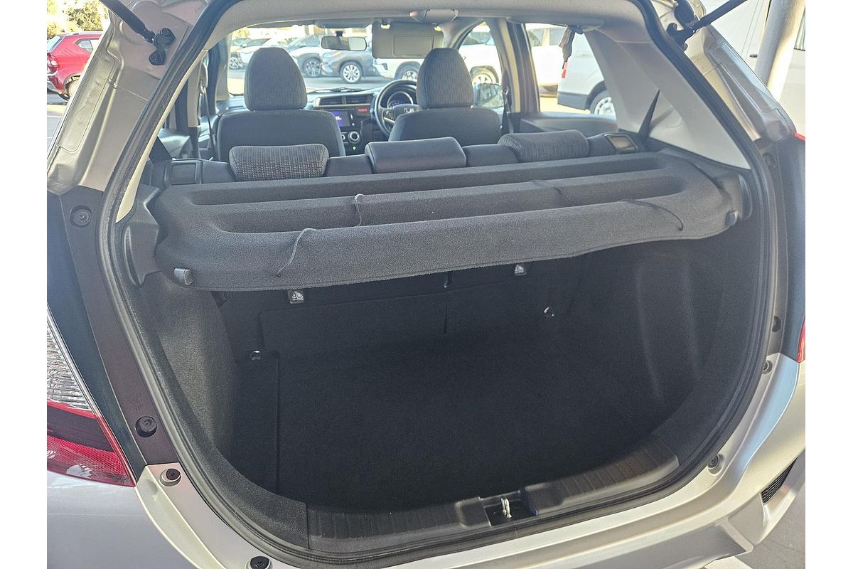2016 Honda Jazz VTi GF